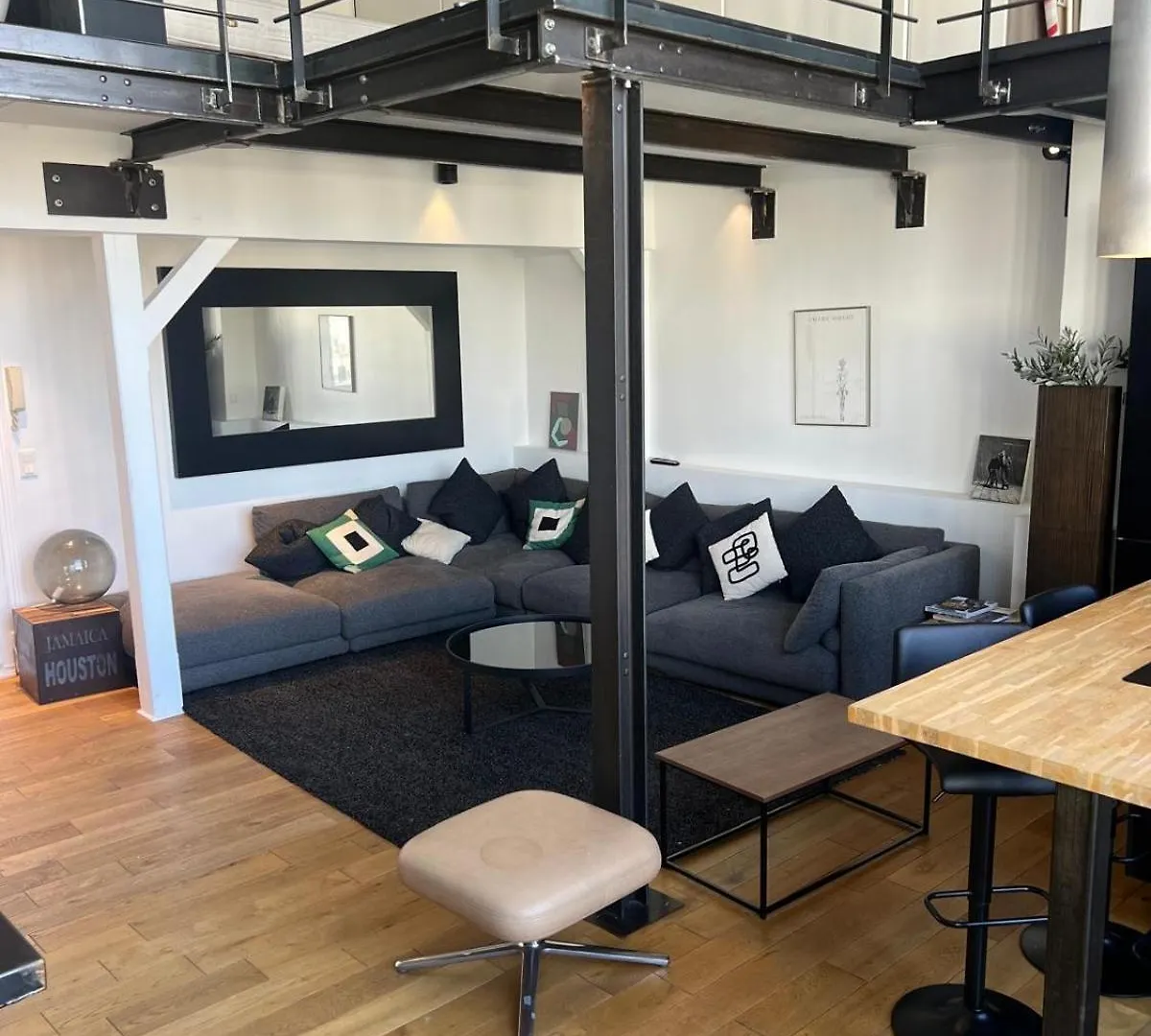 Luxury Loft Champs Elysee Paris